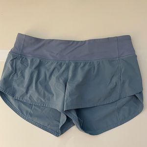 Lululemon Speed-Up Low-Rise Lined Short 2.5”